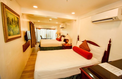 Puerto Galera Hotel | Dreamwave Hotel Puerto Galera