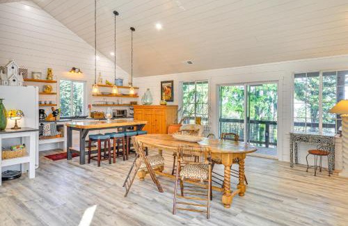 Far West House | Dreamy Wine Country Retreat Sherwood Rose Cabin