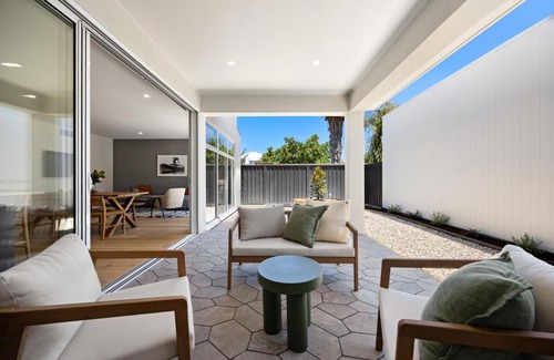 Glenelg North Apartment | Drift at Palmstone - 2BR, Parking, Wifi