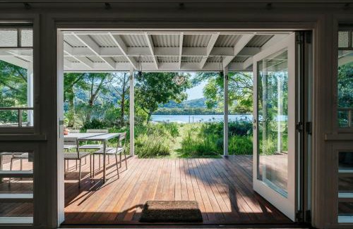 Patonga House | Driftwood By The Water- Holiday Special
