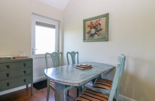 Gruline House | Driftwood Cottage