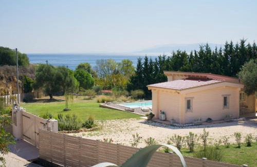 Karavados Villa | Driftwood Villa
