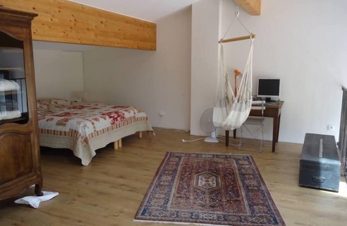 La Motte-Chalancon House | Drome: Character house, panoramic view of the pretty village