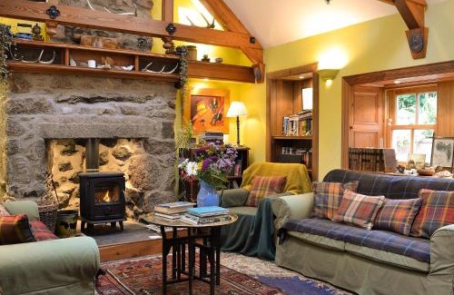 Logie Coldstone House | Drumniall Cottage