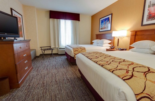 South Baton Rouge Hotel | Drury Inn & Suites Baton Rouge