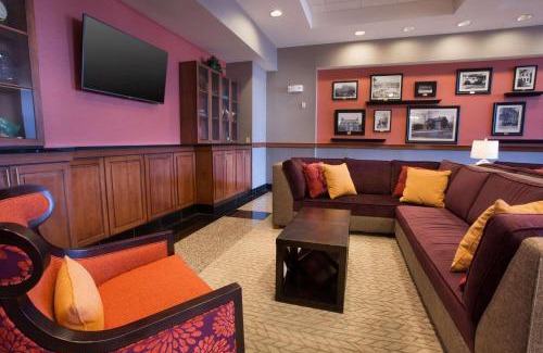 Sharonville Hotel | Drury Inn & Suites Cincinnati Sharonville