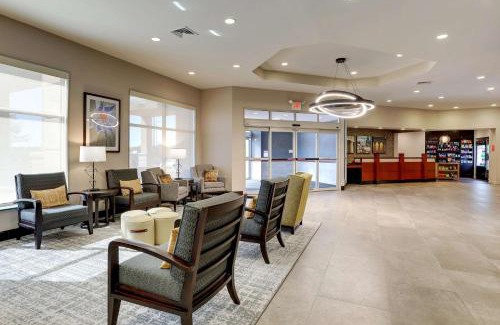 Blue Springs Hotel | Drury Inn & Suites Independence Kansas City