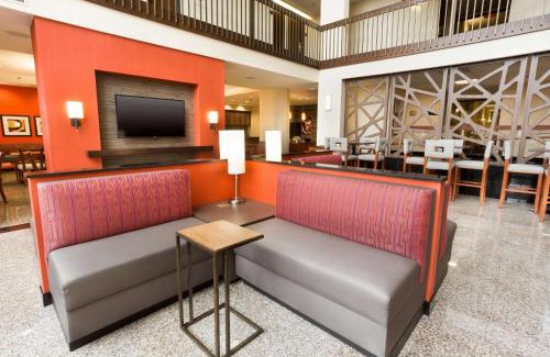Airport Township Hotel | Drury Inn & Suites St. Louis Airport