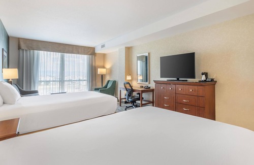 Northfield Hotel | Drury Plaza Hotel Denver Central Park