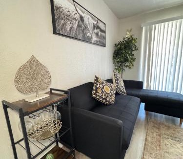 Park Central Apartment | DT DALLAS LUXE Staycation 1Bd1Ba