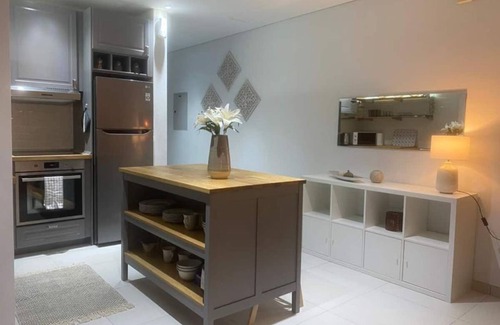 Nad Al Sheba Condo | DUBAI MARINA 1Bed Apartment Seaview, walk to JBR