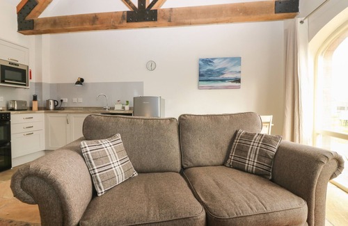 Berwick-upon-Tweed Cottage | DUBH SGEIR ANNEX, romantic, character holiday cottage in Chirnside
