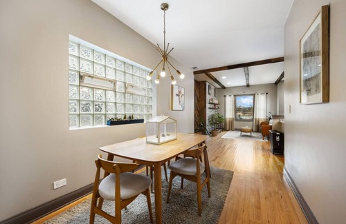 Bronzeville Bed & Breakfast | Dubois Guest House Room 303
