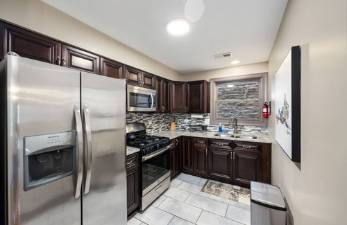 Bronzeville Bed & Breakfast | Dubois Guest House Room 201