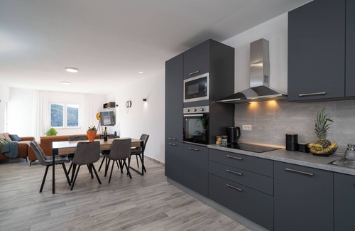 Mokosica Apartment | Dubrovnik beautiful 3-bedroom apartment
