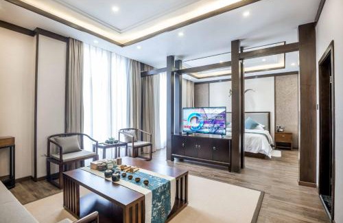 Dujiangyan Hotel | Dujiangyan Irrigation Project Puruna Hot Spring Hotel Panda Valley Store