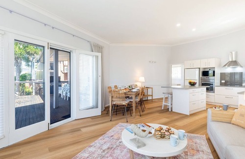 Nelson Bay House | Dukes , 31 Gloucester St - spectacular water views and the added comfort of air conditioning and Wi-Fi