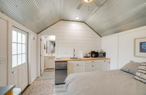 Allegan Apartment | Dumont Lake Studio Boat, Fish and Unwind!
