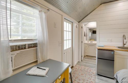 Allegan Apartment | Dumont Lake Studio Boat, Fish and Unwind!