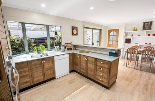 Paynesville House | Dun Ri - Premium water views in Paynesville looking across McMillans Strait