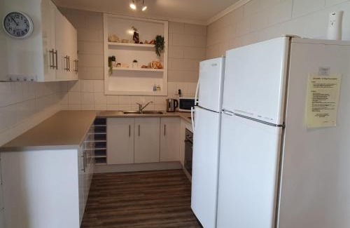 Melville House | Dun Workin - Absolute Beachfront