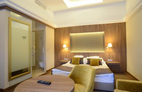 Baja Hotel | Duna Wellness Hotel