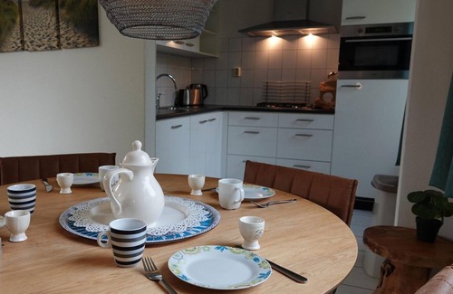 Egmond-Binnen House | Dune Bungalow directly against the dunes for 4 persons. Magnificent nature, walking, cycling, enjoying.