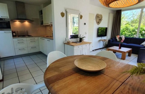 Egmond-Binnen House | Dune Bungalow directly against the dunes for 5 persons. Charming holiday home, Walking, Cycling, enjoying the silence.