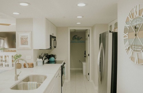 Shell Island Condo | Dune Ridge Hideaway by Mira-Mar