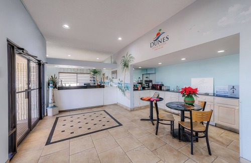 Savannah Beach Hotel | Dunes Inn & Suites