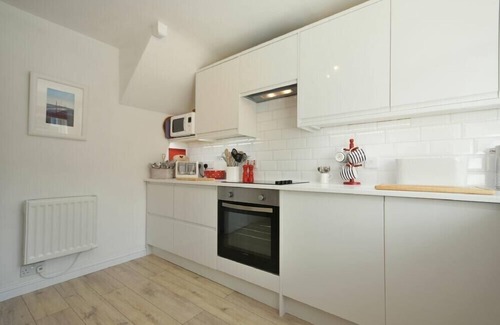 Bamburgh Cottage | DUNFORD COTTAGE, pet friendly, country holiday cottage in Bamburgh