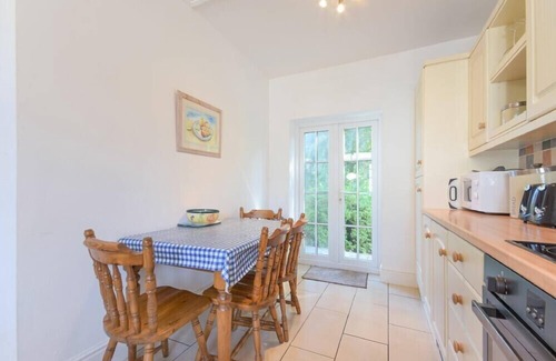 Waren Mill Cottage | DUNLIN COTTAGE, pet friendly, country holiday cottage in Bamburgh