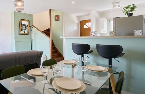 Saint-Maurice Pellevoisin Apartment | Duplex à 10min from Lille train station