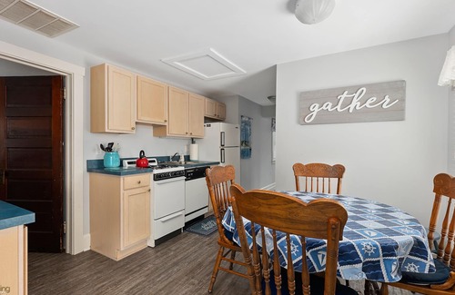 Stone Harbor House | Duplex, 2 blocks from beach, Internet, Central A/C, Deck, Off Street Parking and more!
