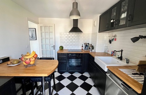 Cabourg Apartment | Duplex 80m2, 100m from the sea and 5mn walk from the center, typical cabourgeaise villa