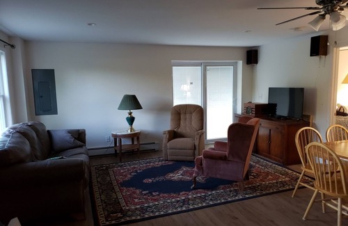 East Falmouth Apartment | Duplex apartment - Beautiful Large One Bedroom One Bath