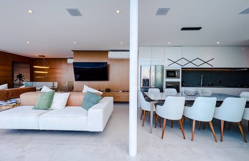 Vidigal Apartment | Duplex penthouse with infinity pool and panoramic ocean views