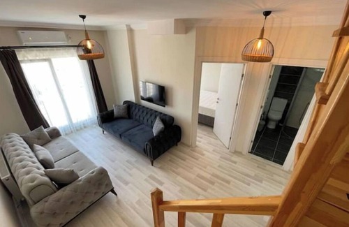 Gokceada Apartment | Duplex Shock Market Above Center