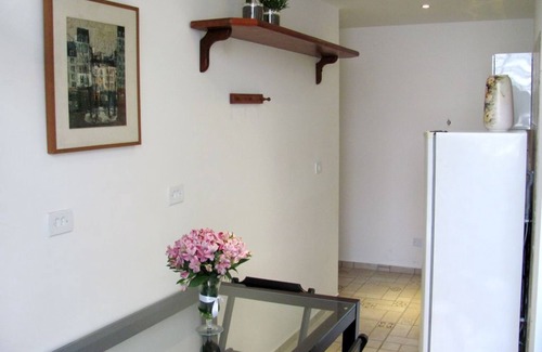 Bras House | Duplex studio near subway and bus. In the area of clothing stores in Brás