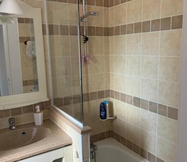 Rouret Apartment | Duplex village vacances Grospierres