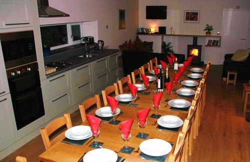 Castle Douglas House | Durhamhill Coach House - llamas, games room/mini cinema, sidecar & fun