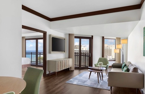 Tumon Resort | Dusit Beach Resort Guam
