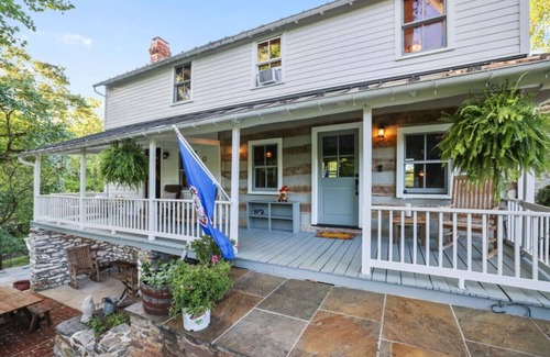 Lovettsville House | Dutchmans Creek Farmhouse