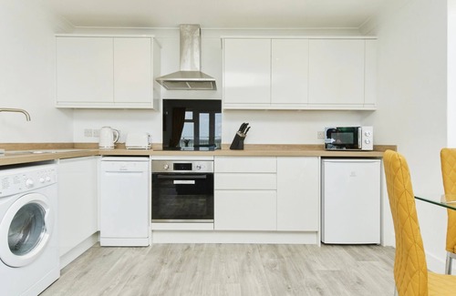 Shanklin Cottage | Duver at the Aqua - an apartment that sleeps 4 guests in 2 bedrooms