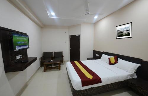 Dwaraka Nagar Hotel | Dwaraka Inn
