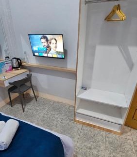 Pekanbaru House | DYAZA LV Pekanbaru Near Sultan Syarif Kasim Airport and UIR