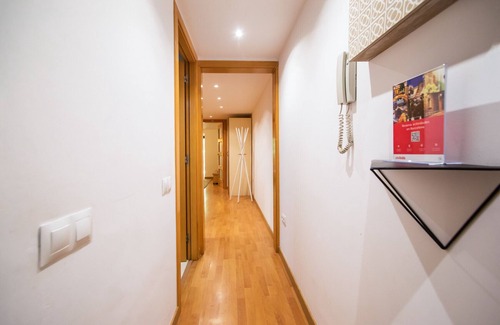 El Raval Apartment | E3VAL1048 - Newly Decorated Flat closed to the cen