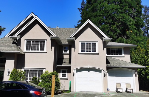 Cordova Bay House | Eagle' house, Room #2
