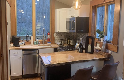 Stockbridge House | Eagle Ridge Treehouse