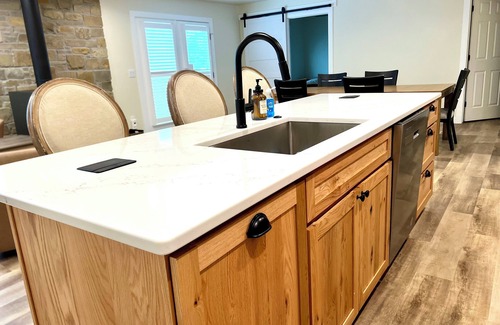 Cascade House | Eagle Rock Fishing Retreat- Missouri River